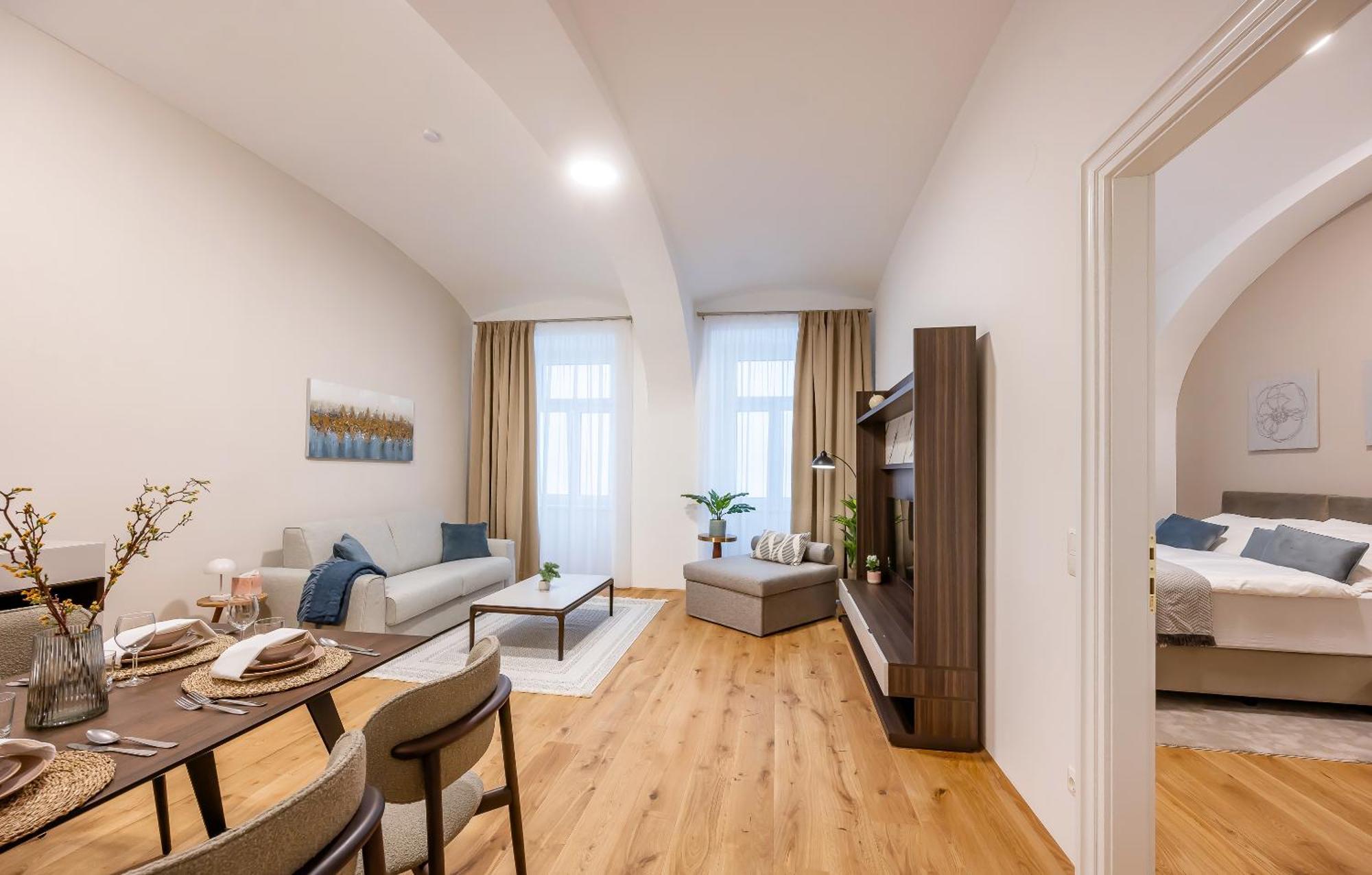 Diamond Apartment *